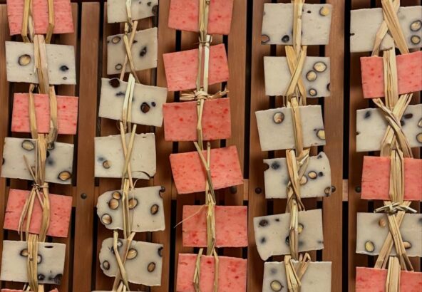 明日香村 お宿キトラ｜出来立てのかき餅