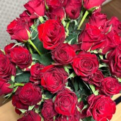 明日香村 お宿キトラ｜金婚式の薔薇の花束